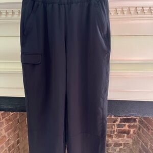 Athleta Women’s Black Wide Leg Cropped pants Sz Small